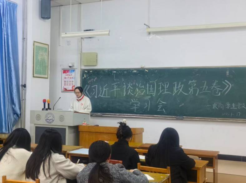 2025-10-24 19:15:17.303000